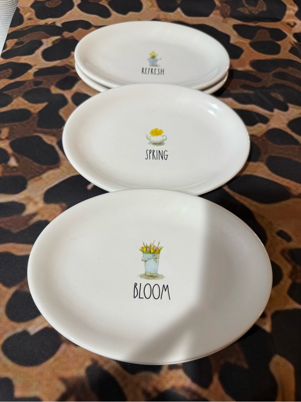 Bloom Spring Refresh White Ceramic Appetizer Plates - Set of 5